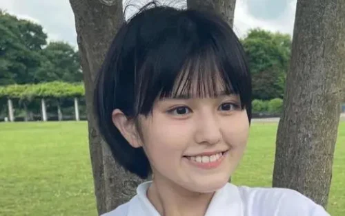 もう大学生に!強烈ツッコミ・池田レイラの高校・大学はどこ?母親は誰?